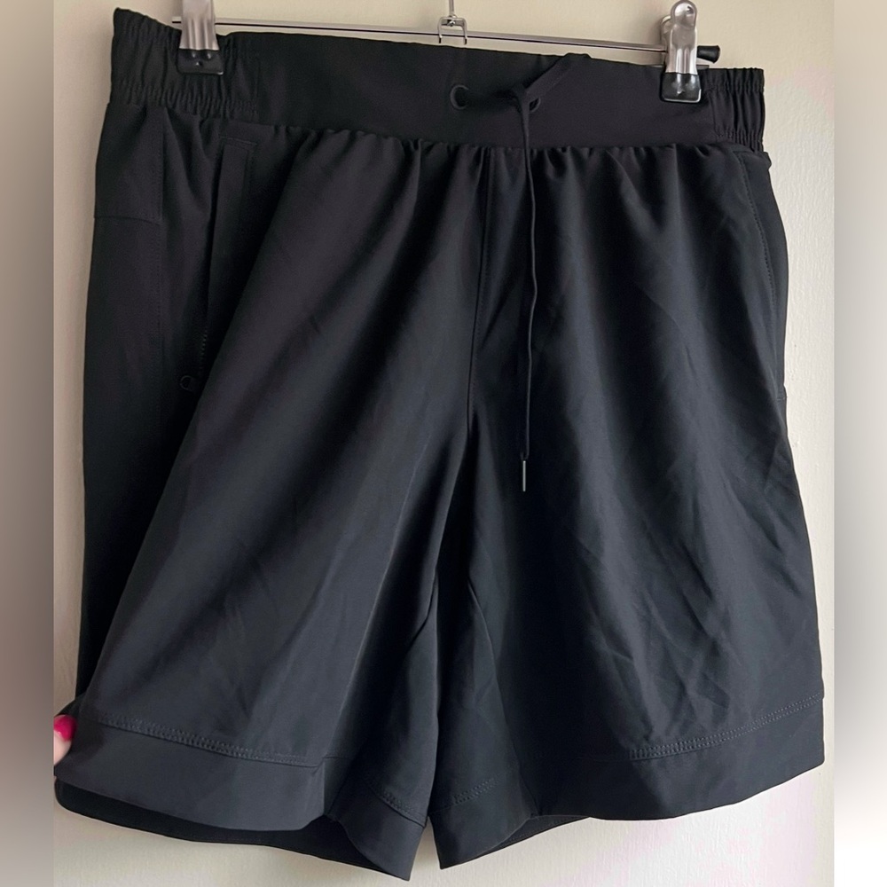 NWT Calia Journey Collection Mid Rise Short